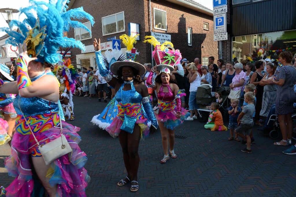 ../Images/Zomercarnaval Noordwijkerhout 2016 215.jpg